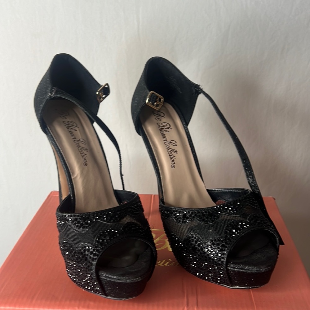 Black Mesh Heel, De Blossom Collection